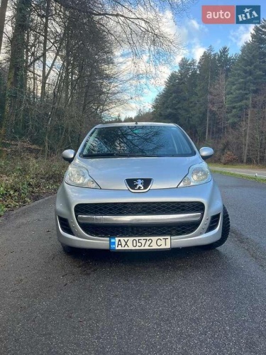 Peugeot 107 2012
