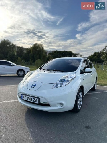 Nissan Leaf 2011